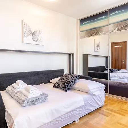 Lex Apartment