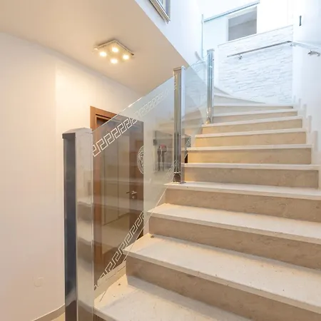 Lex Apartmán *